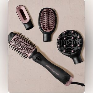 Beachwaver Co. Multi-Styler Blow Brush